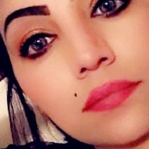 Meet your Posher, Zainab